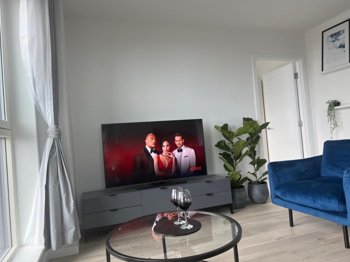 Апартаменты Ac Luxe Penthouse With Free Parking Лондон Экстерьер фото