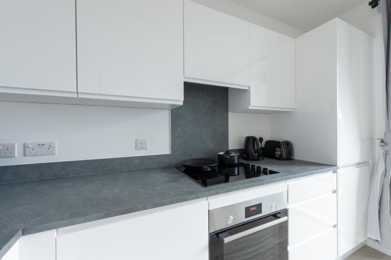Апартаменты Ac Luxe Penthouse With Free Parking Лондон Экстерьер фото