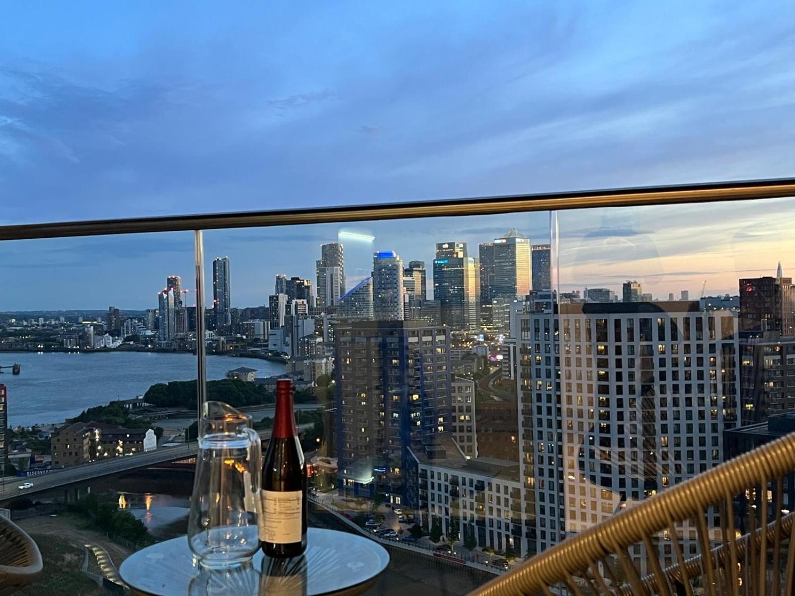 Апартаменты Ac Luxe Penthouse With Free Parking Лондон Экстерьер фото